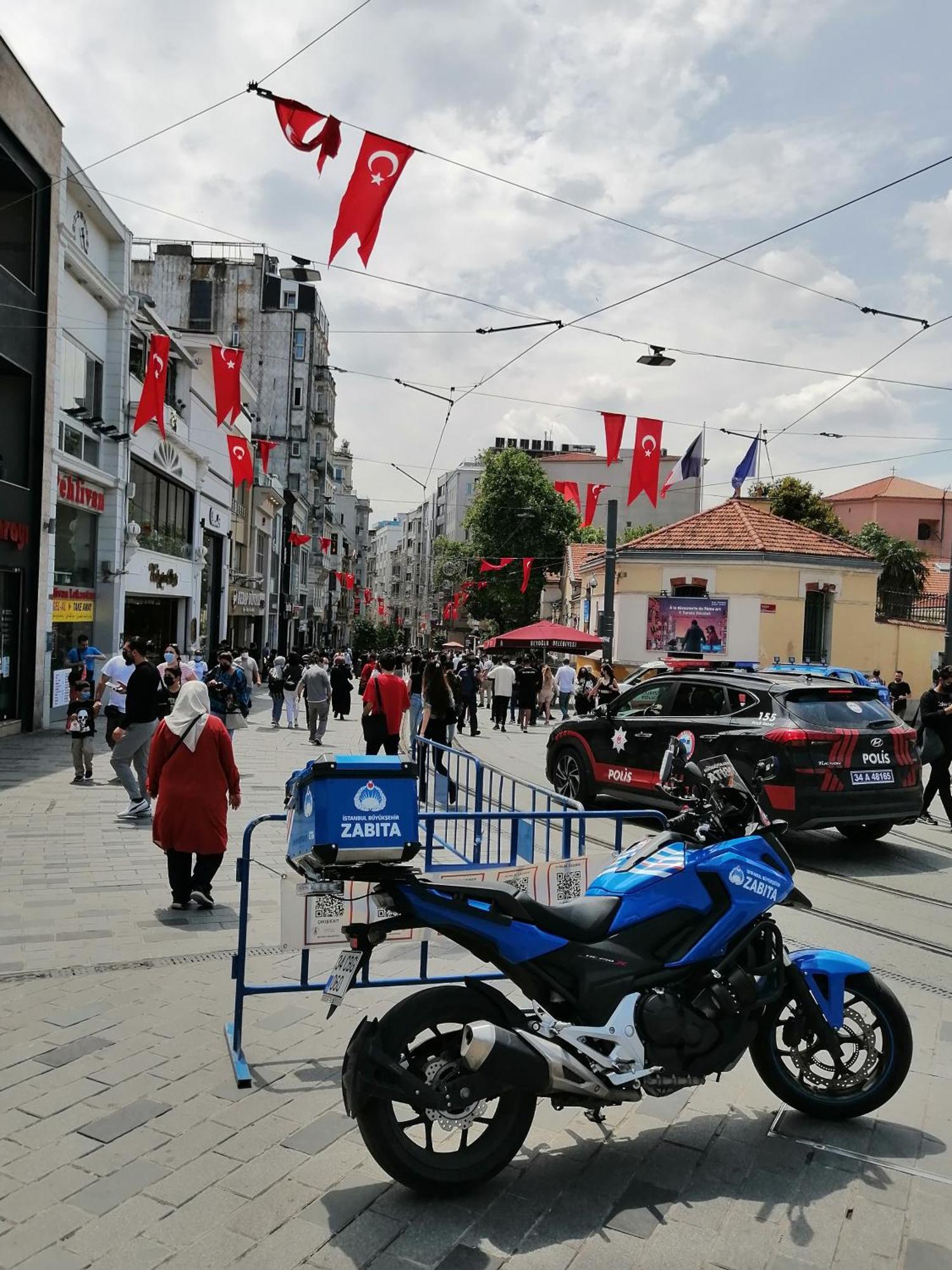 Taksim Park Hotel Istanbul Exterior photo