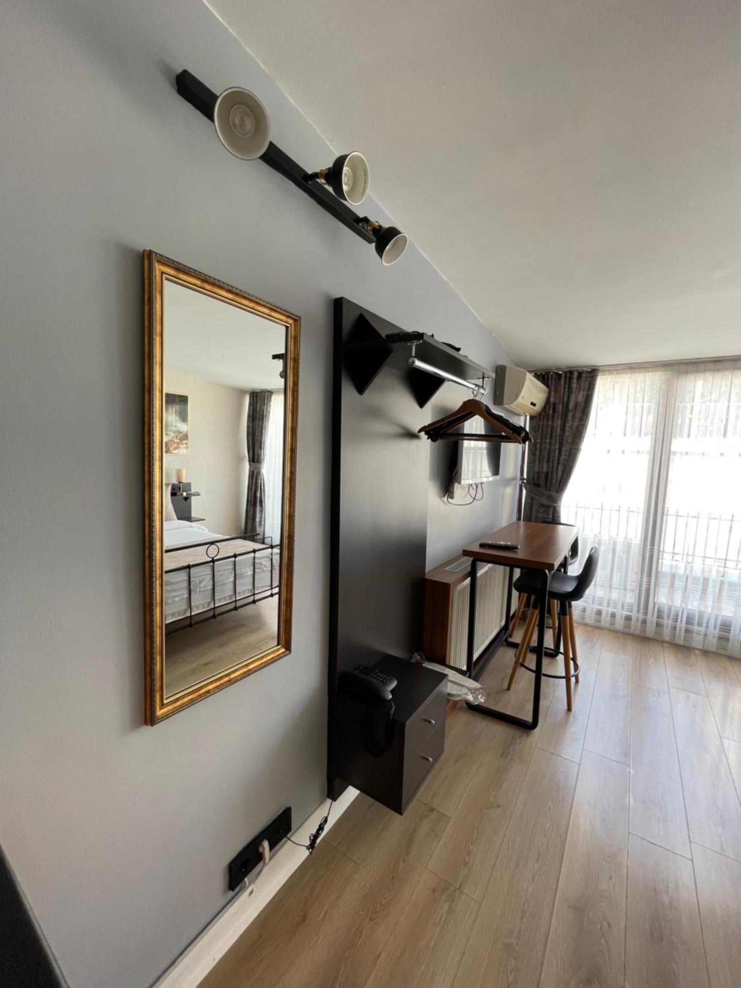 Taksim Park Hotel Istanbul Exterior photo